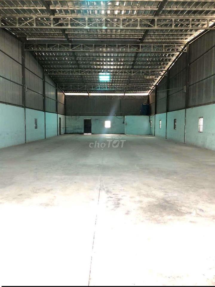 Cho thuê xưởng Tân Phước Khánh 370m2 có văn phòng có điện 3 pha 