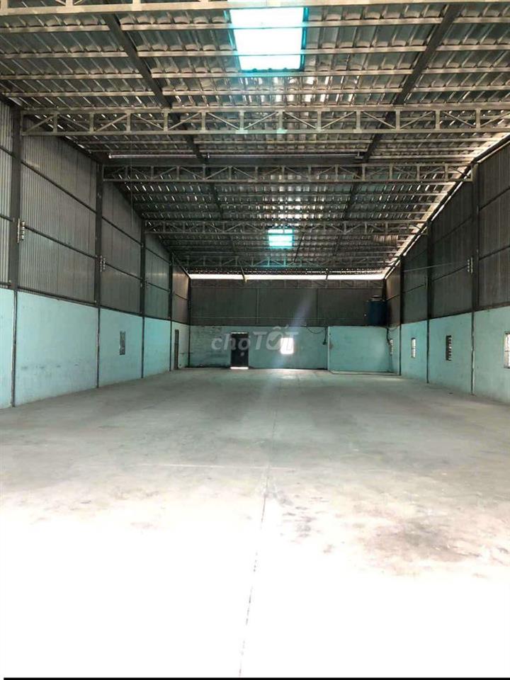 Cho thuê xưởng Tân Phước Khánh 370m2 có văn phòng có điện 3 pha 