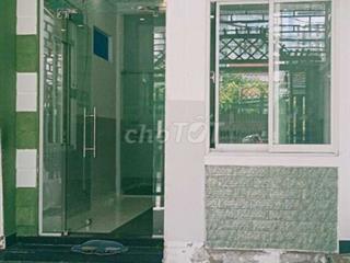 Cho thuê nhà nguyên căn kdc Việt Sing sân oto giá 8 tr/ tháng 