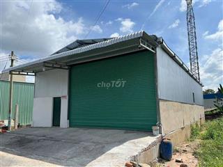 Cho thuê kho gần Cổng Xanh Bình Dương 240m2/ 9 triệu 