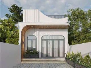 Nhà 2 phòng ngủ sân ô tô mới 100%