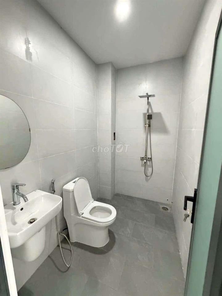 Nhà trệt lầu 3 phòng ngủ