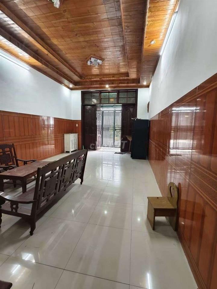 Nhà trệt lầu 4 phòng ngủ