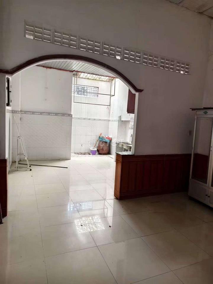 Nhà trệt lầu 4 phòng ngủ