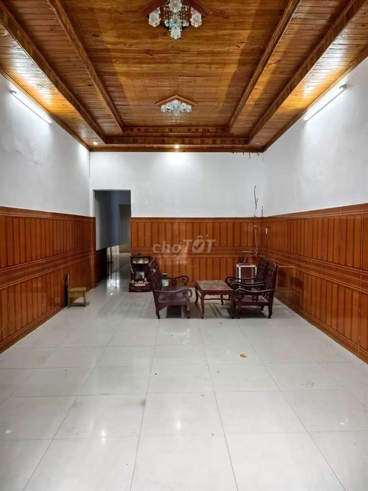 Nhà trệt lầu 4 phòng ngủ