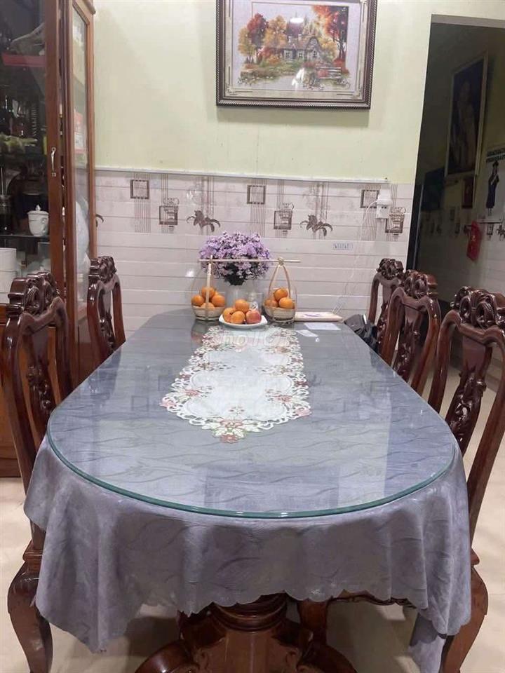 Nhà trệt gác 3 phòng ngủ sân ô tô