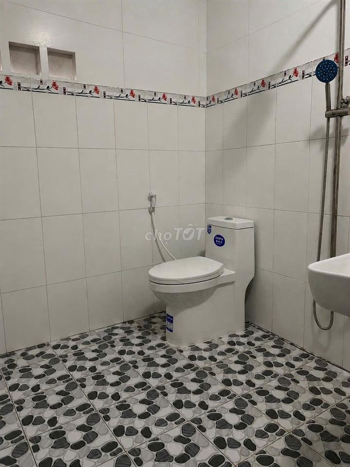 ✅ NHÀ MỚI 100% ! NHÀ CÓ MẶT BẰNG, CÓ THỂ Ở GIA ĐÌNH + KINH DOANH TỰ DO