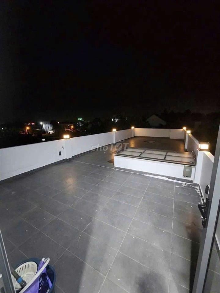 cho thuê nhà Phú Mỹ 1trệt 1 lầu 1tum  rộng rãi