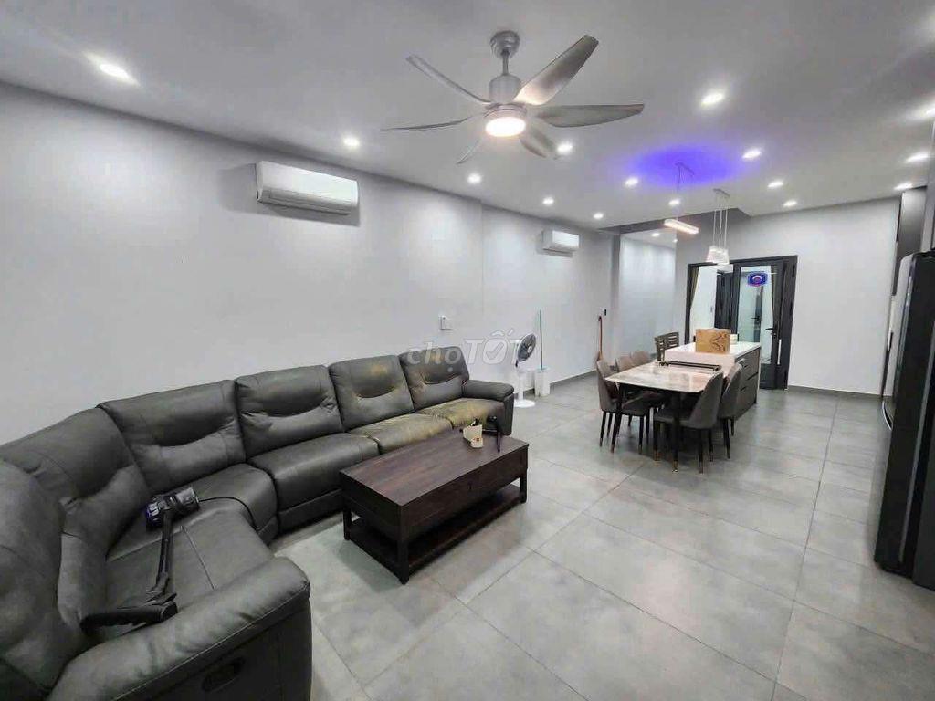cho thuê nhà Phú Mỹ 1trệt 1 lầu 1tum  rộng rãi