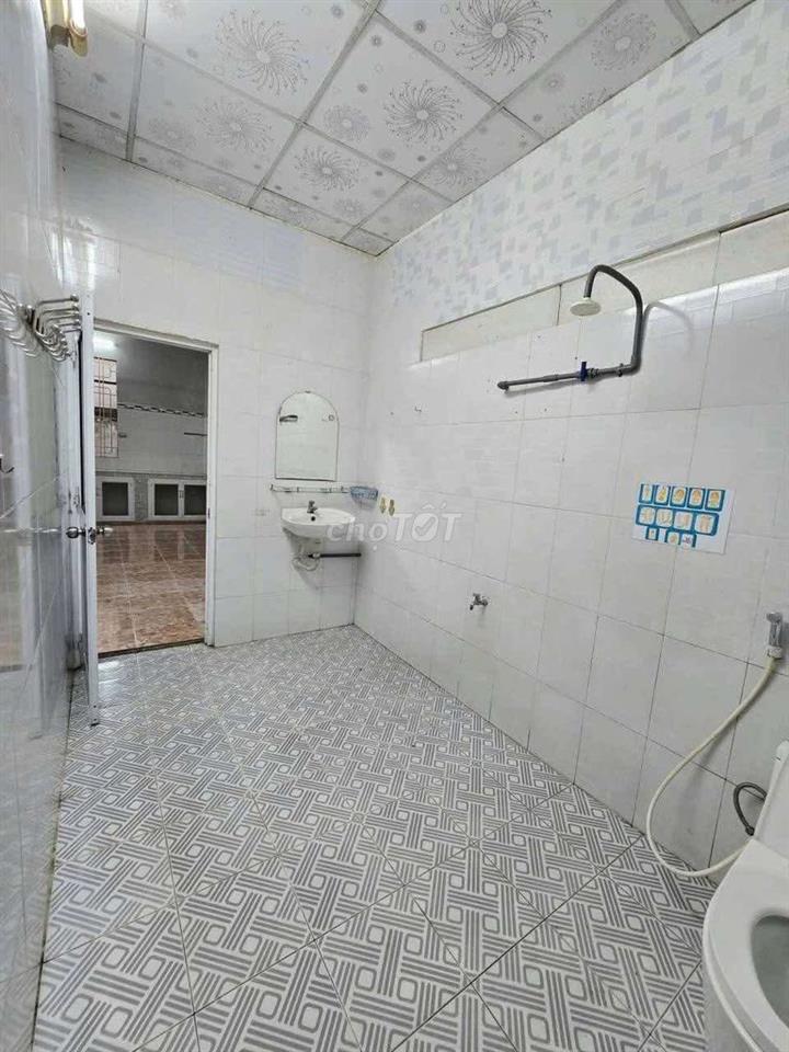 cho thuê nhà Hiệp Thành (360m2) gần Đại học Bình Dương