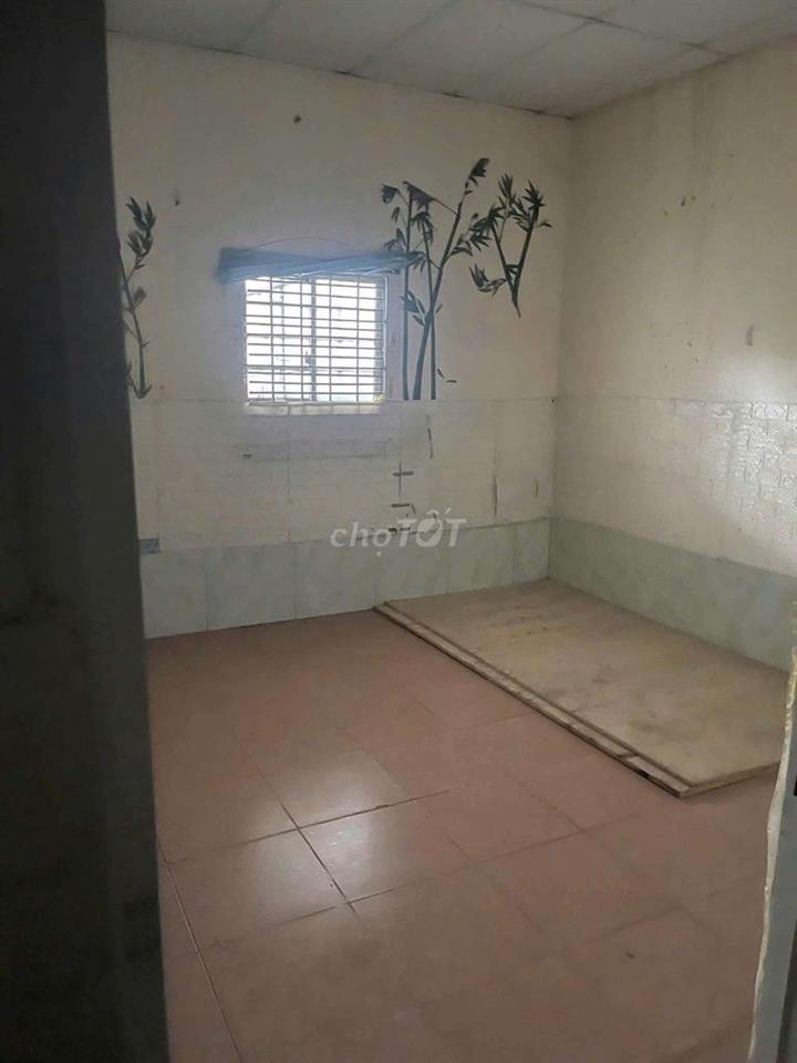 cho thuê xưởng Phú Lợi Thủ Dầu Một 1150m2 có 3 Fa hạ bình 