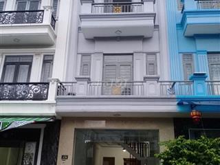 Cho thuê nhà phố để ở hoặc làm văn phòng