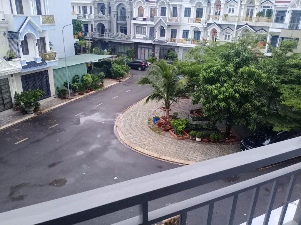 Cho thuê nhà phố để ở hoặc làm văn phòng