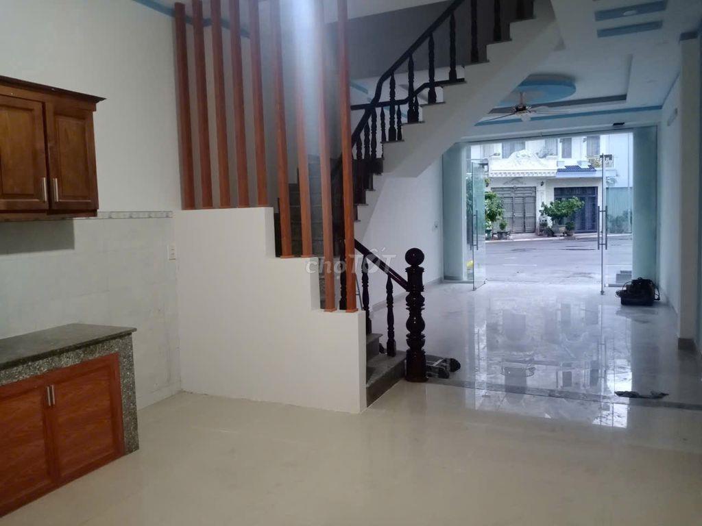 Cho thuê nhà phố để ở hoặc làm văn phòng