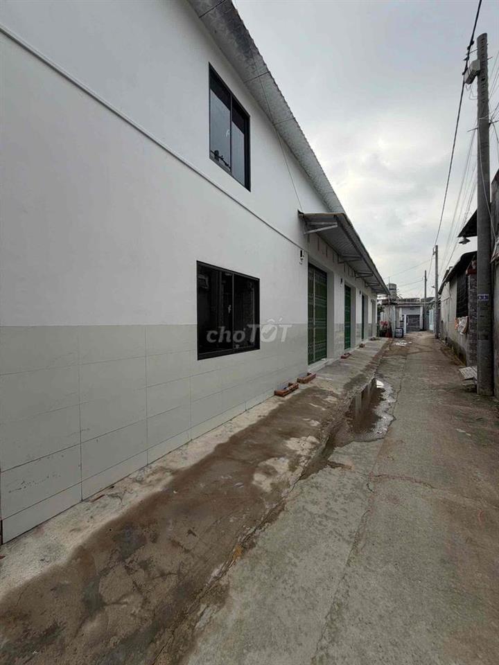 nhà mới xây cho giá rẻ