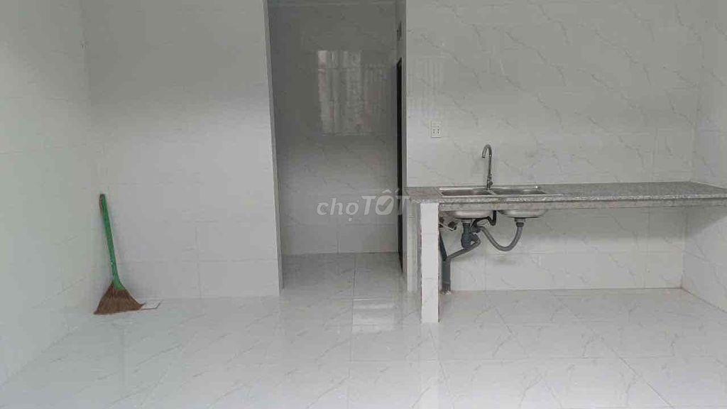 nhà mới xây cho giá rẻ