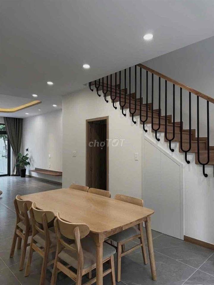 🔥 Cho Thuê Nhà 3 Tầng – 3PN, 4WC – Gần KCN Chơn Thành