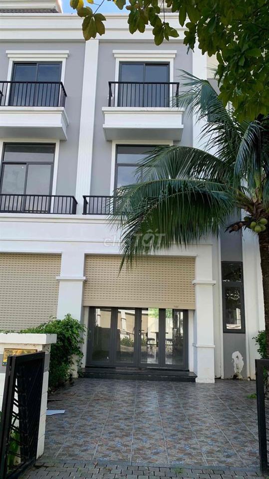🔥 Cho Thuê Nhà 3 Tầng – 3PN, 4WC – Gần KCN Chơn Thành