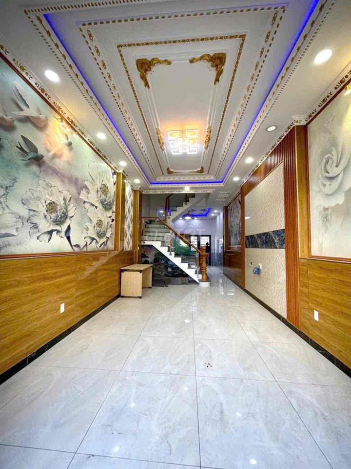 nhà 2 lầu 1 trệt Bình Chuẩn,Thuận An,có nội thất,đường 7m đậu ô tô ok