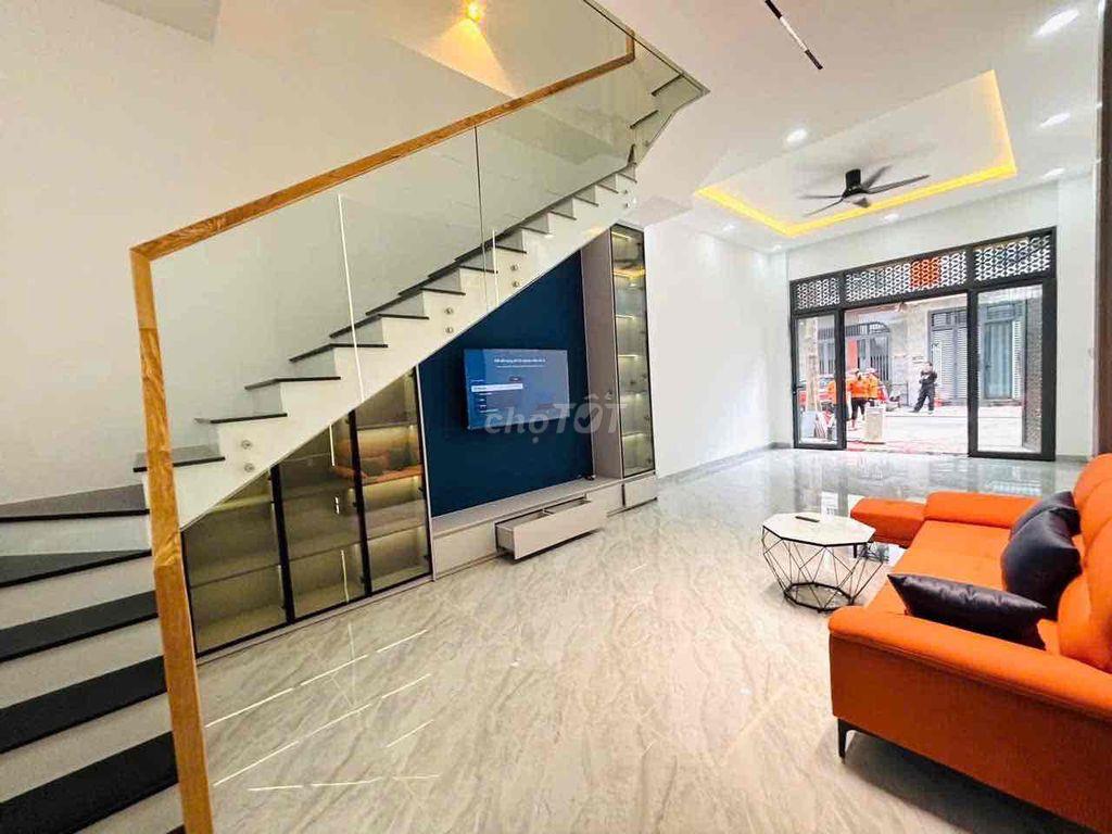 nhà 1 trệt 2 lầu THUẬN GIAO,Kế đường 22/12 gần VSIP1,đầy đủ nội thất.