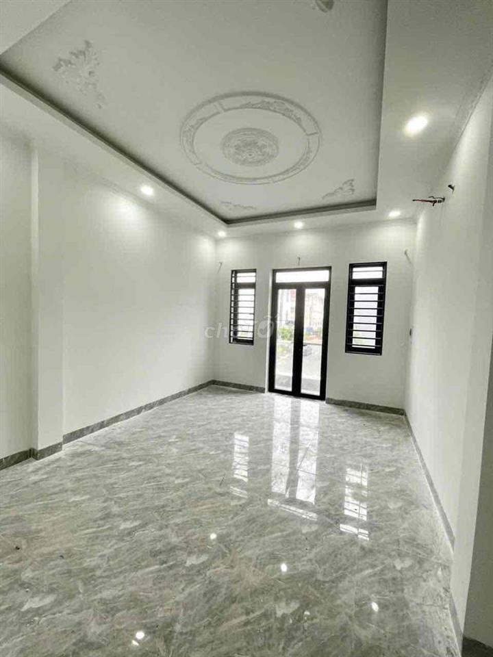 nhà 1 trệt 2 lầu An Phú,kế đường Phan đình giót,có nội thất cơ bản