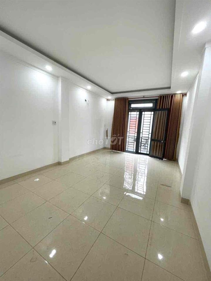 nhà 2 lầu 1 trệt Bình Chuẩn,Gần ngã tư miễu ông cù,đường 7m,4p ngủ