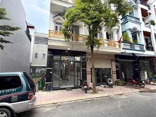 nhà 2 lầu 1 trệt Bình Chuẩn,Thuận An,Gần ngã tư miễu Ông cù,đường 7m