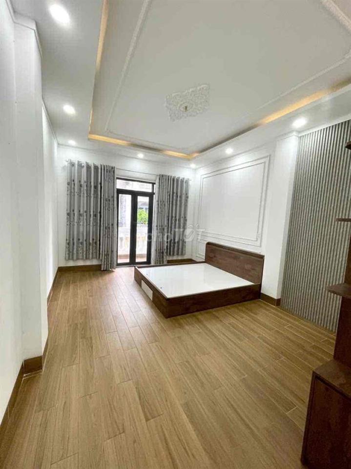 nhà 2 lầu 1 trệt Bình Chuẩn,Thuận An,Gần ngã tư miễu ông cù