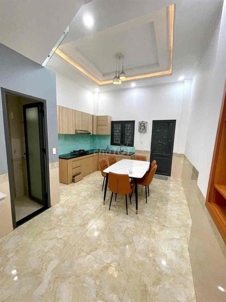 nhà 2 lầu 1 trệt Bình Chuẩn,Thuận An,Gần ngã tư miễu ông cù