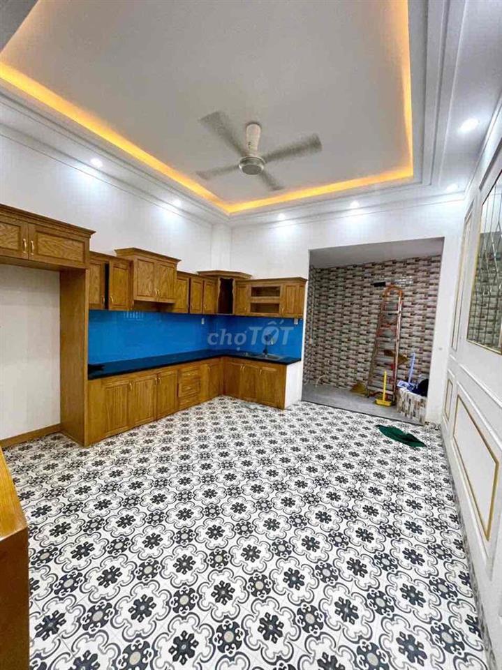 nhà 1 trệt 2 lầu THUẬN GIAO, THUẬN AN,gần VSIP, kế 22/12 ,4p ngủ.