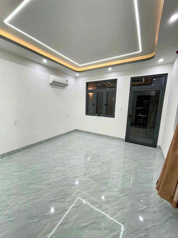 nhà góc 2 mặt tiền 1 trệt 2 lầu gần vsip1, kế 22/12 đủ nội thất
