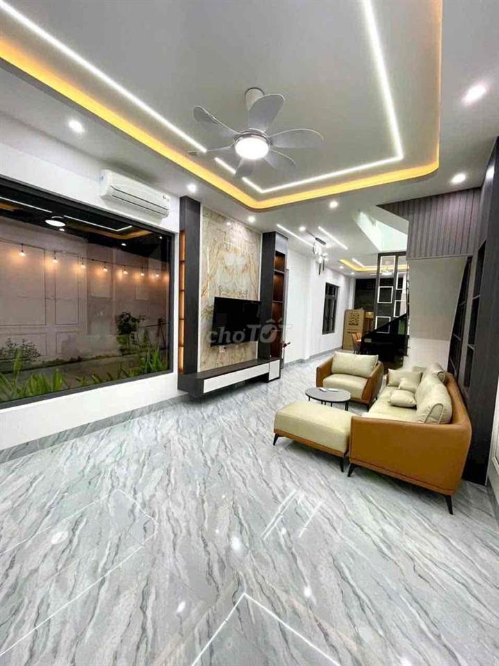 nhà góc 2 mặt tiền 1 trệt 2 lầu gần vsip1, kế 22/12 đủ nội thất
