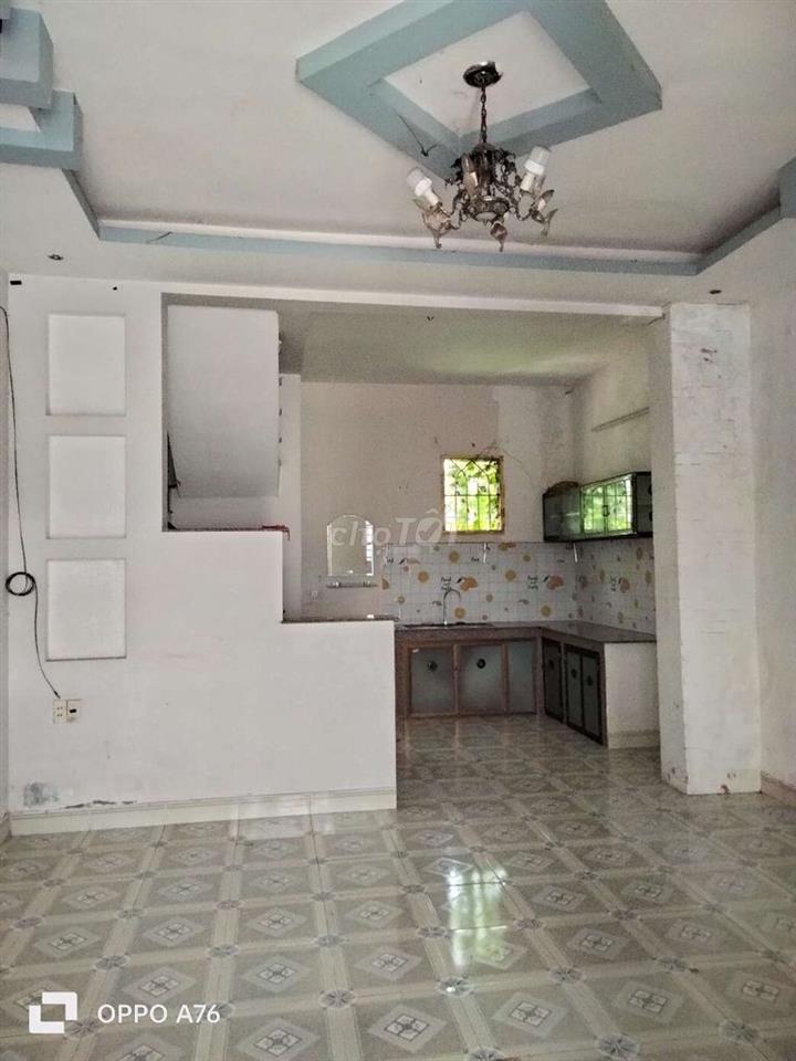 Cho thuê nhà nguyên căn gần ngã 3 cây điệp
