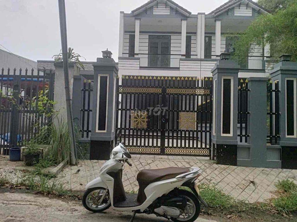 Cho thuê nhà mới 100%