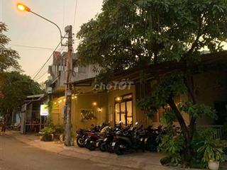Cần sang gấp quán cà phê