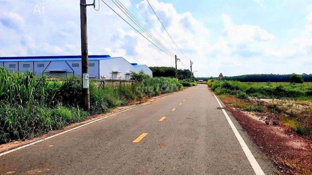 Đất SKC sản xuất kinh doanh đóng tiền 1 lần 50 năm 1,6ha giá 27,3