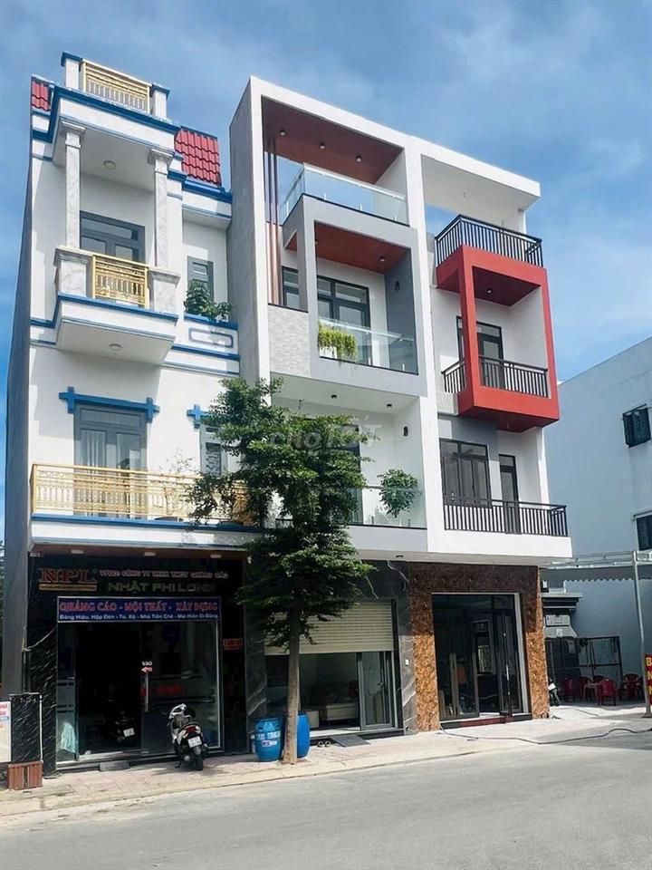 MẶT TIỀN KINH DOANH