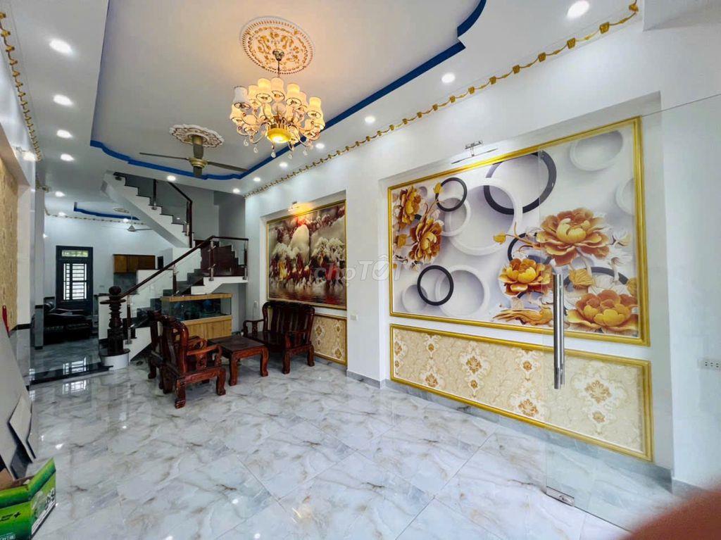 MẶT TIỀN KINH DOANH