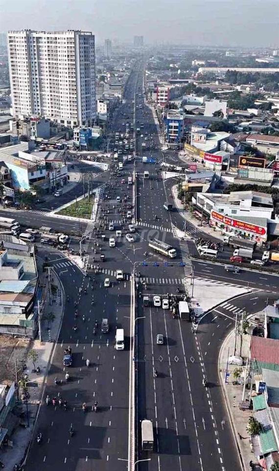 Cần bán gấp nhà mặt tiền
