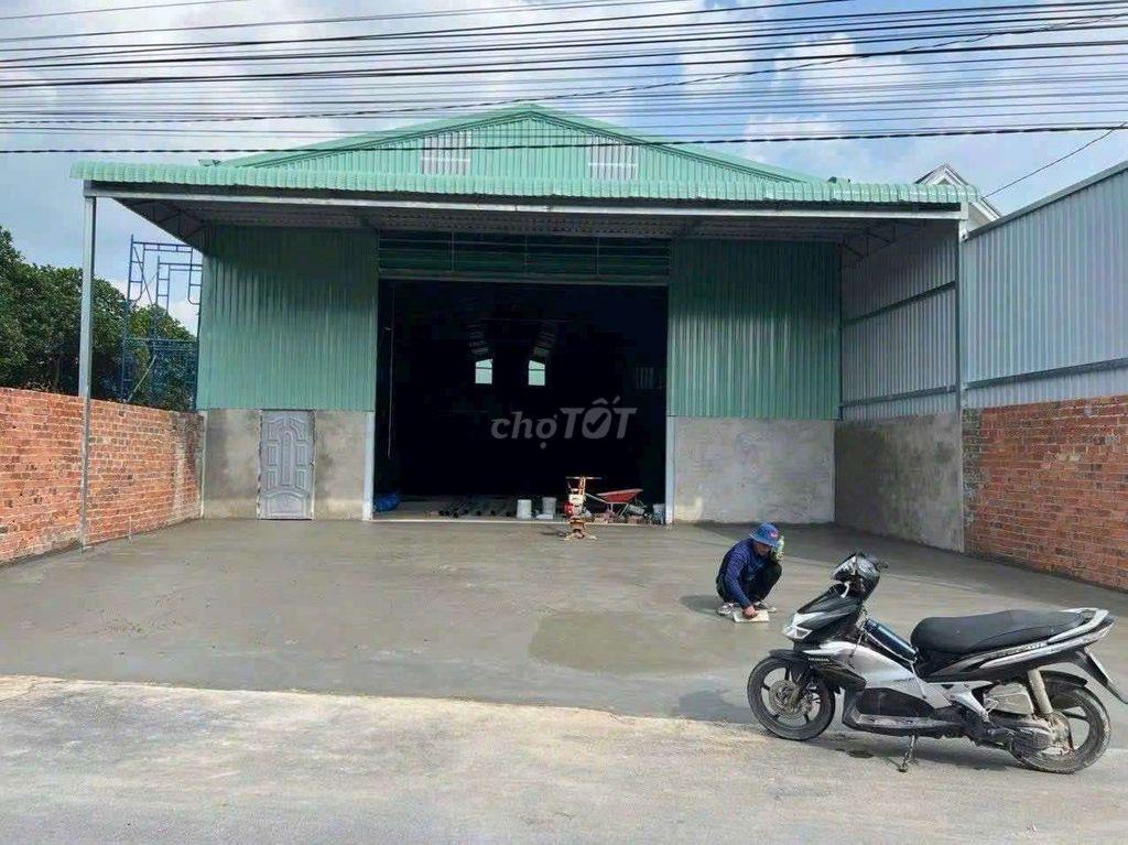 Xưởng Thuận An 400m/18tr xưởng mới sẵn 3fa sản xuất