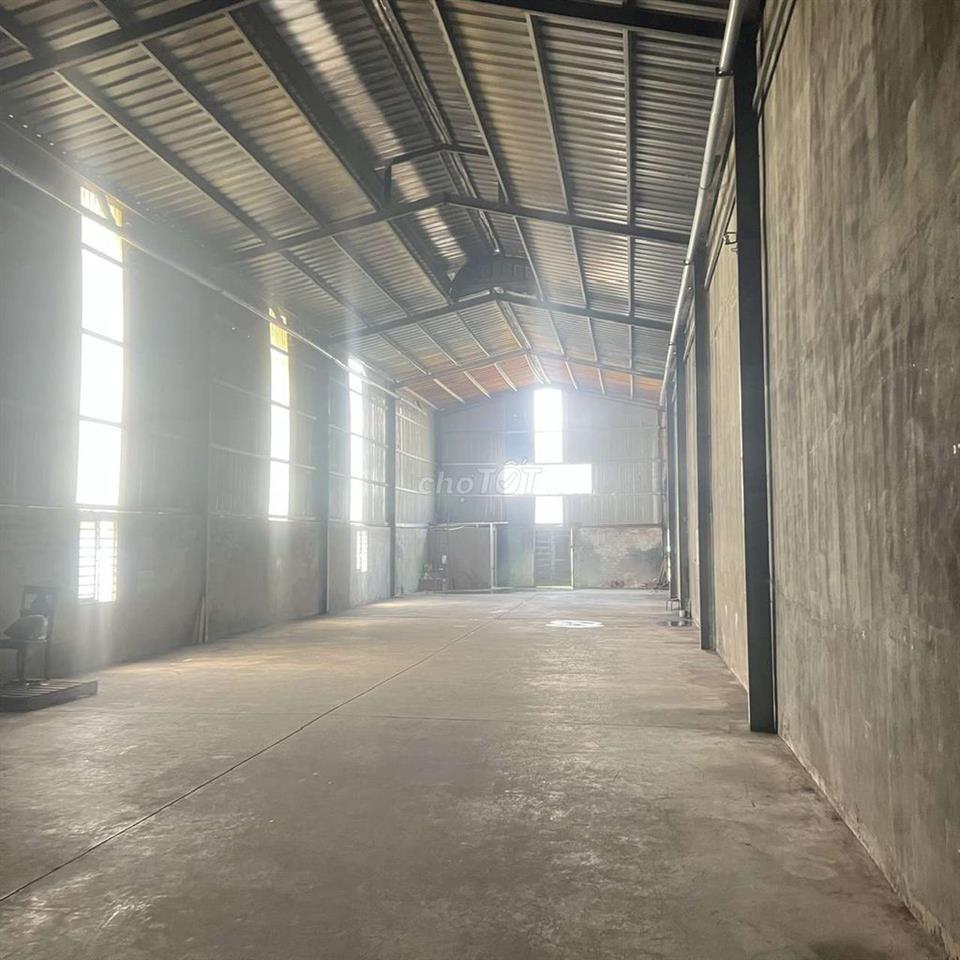 Cho Thuê Xưởng Thuận An 400m/16tr có phòng nhà ở điện 3 pha