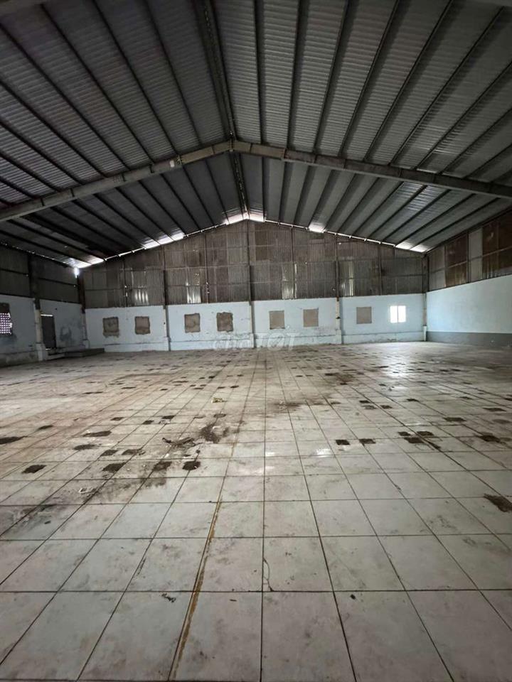 Xưởng Thuận An 700m²/35tr đường cont điện hạ bình làm kho sx nhẹ