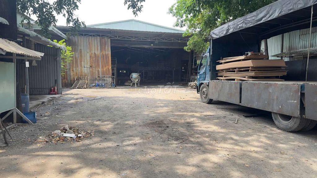 Xưởng giá rẽ Thuận An 6500m²/200tr đường cont điện hạ bình sx đa nghề