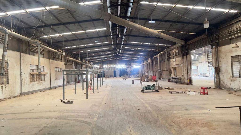 Xưởng giá rẽ Thuận An 6500m²/200tr đường cont điện hạ bình sx đa nghề