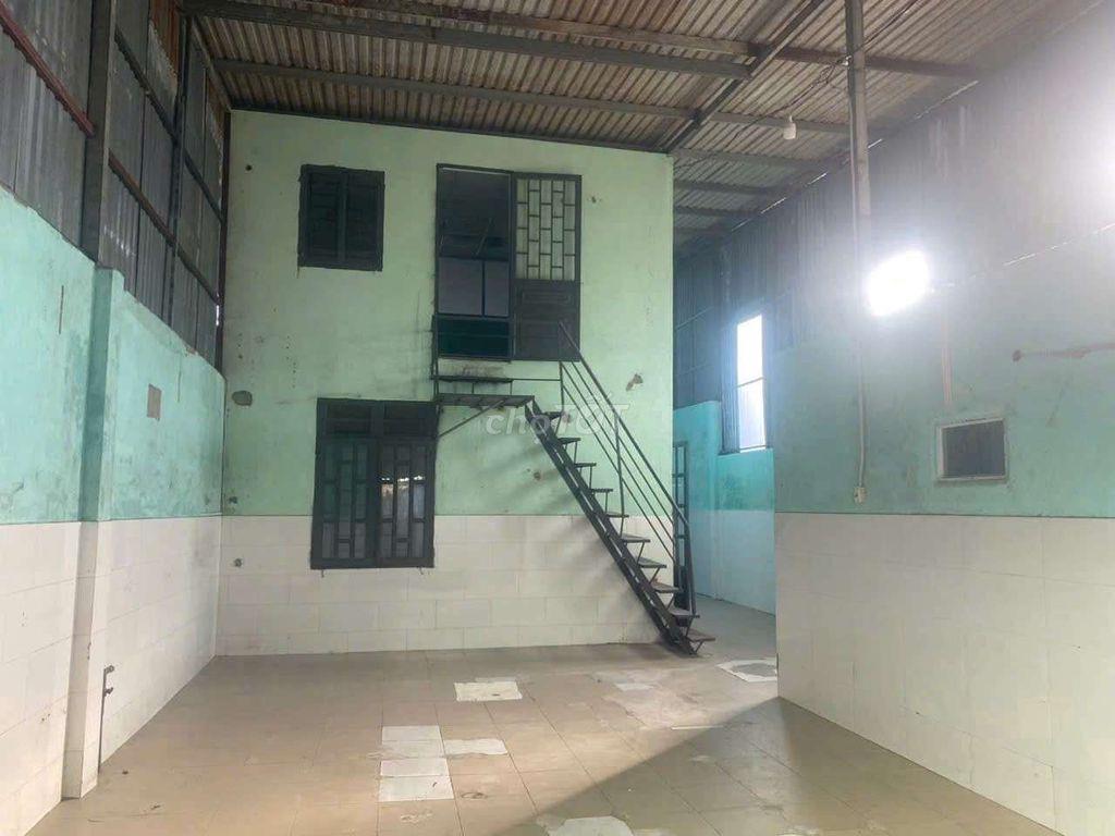 Xưởng Dĩ An 350m² sẵn 3fa văn phòng làm kho sx 
