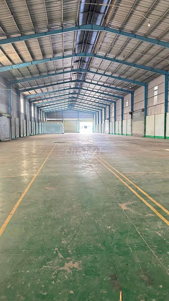 Xưởng Thuận An giáp Sài Gòn 2200m2 đường cont sẵn văn phòng 3fa sx