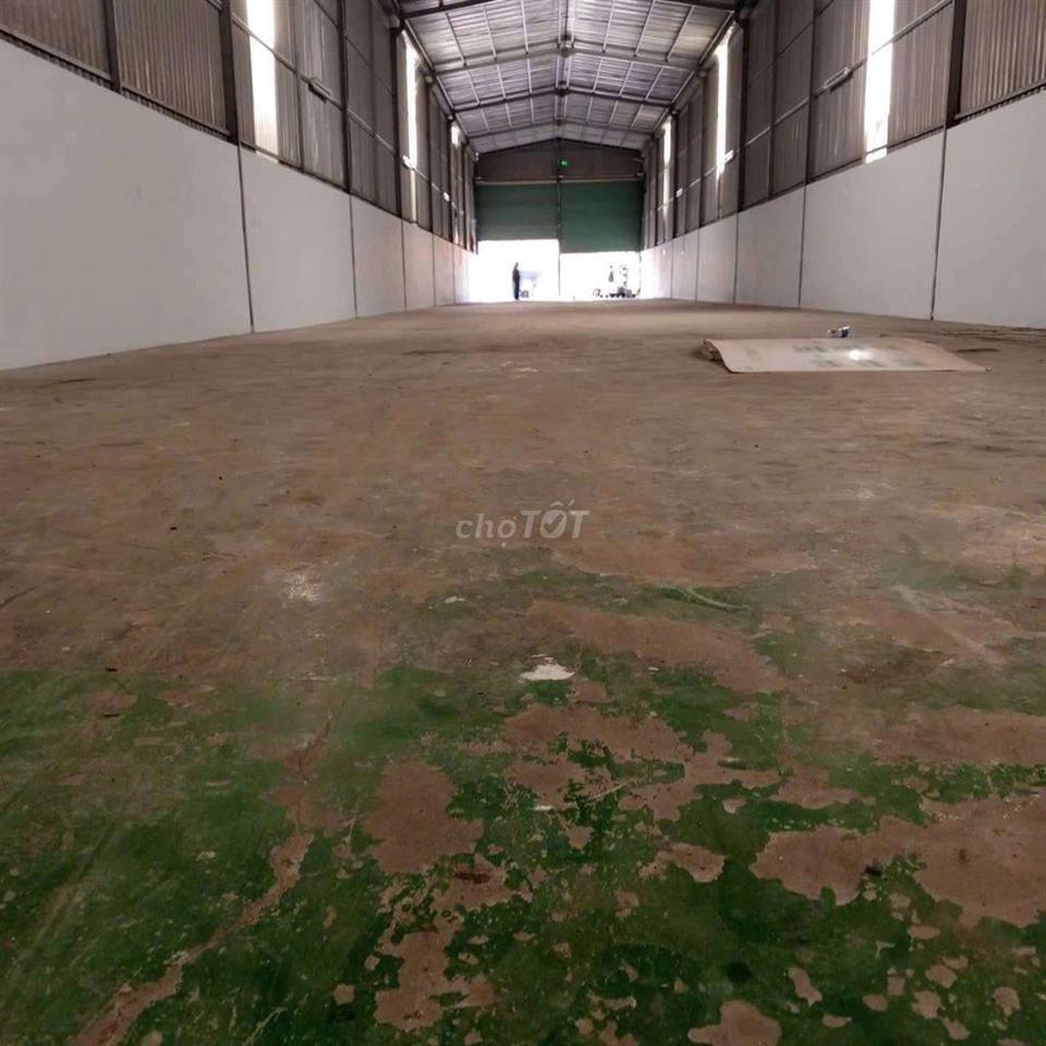 Xưởng Thuận An 600m² đường cont làm kho sản xuất
