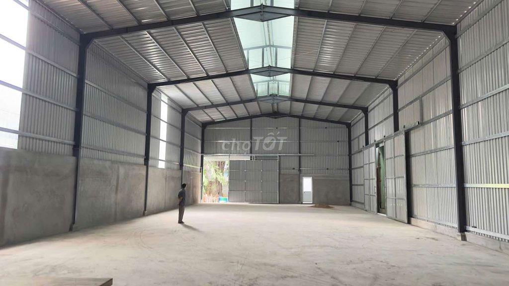Xưởng Dĩ An 300m²/18tr đường cont điện hạ bình sx đa nghề