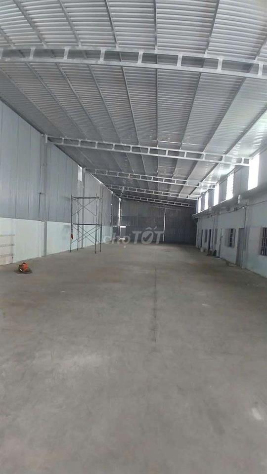 Cho Thuê Kho Xưởng 600m/25tr có văn phòng 3fa sản xuất ,đường xe tải