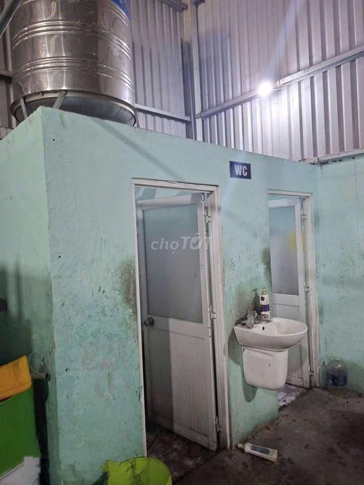 Xưởng Dĩ An 250m đường cont điện 3fa sản xuất  giá 15tr /tháng